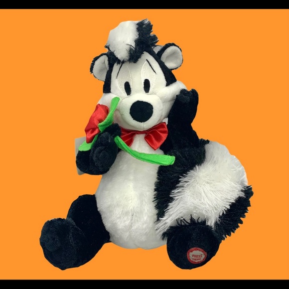 Pepe Le Pew Talking Skunk Plush w/ Tags Retired